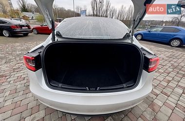 Седан Tesla Model 3 2021 в Вінниці