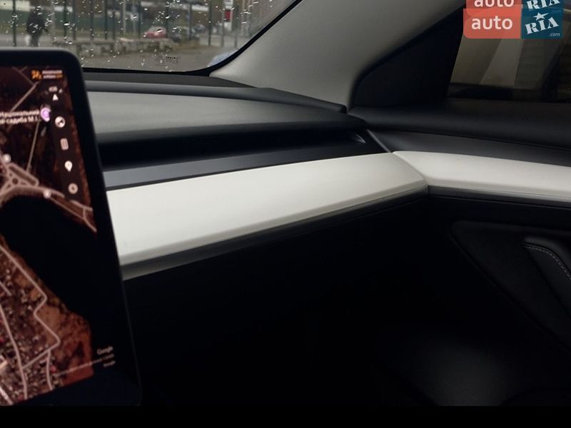 Седан Tesla Model 3 2021 в Вінниці