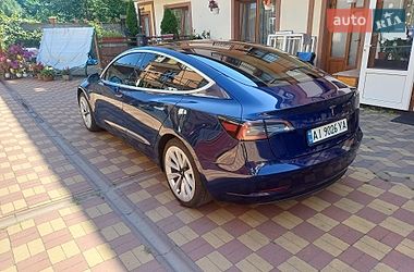 Седан Tesla Model 3 2020 в Киеве