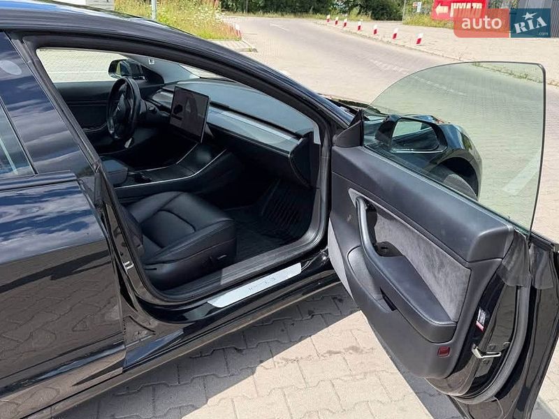 Седан Tesla Model 3 2018 в Ровно фото 7 Седан Tesla Model 3 2018 в Ровно