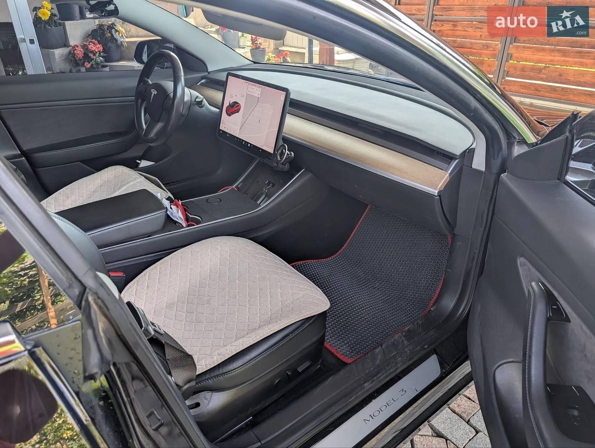2019 Tesla Model 3 - мініатюра 3