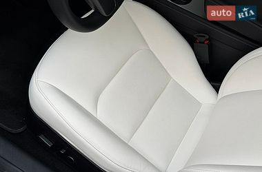 Седан Tesla Model 3 2022 в Кривому Розі