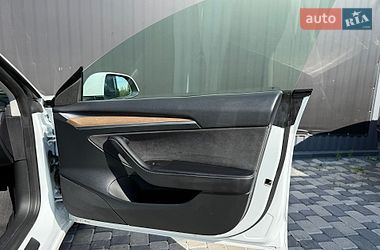 Седан Tesla Model 3 2023 в Львові фото 53 Седан Tesla Model 3 2023 в Львові