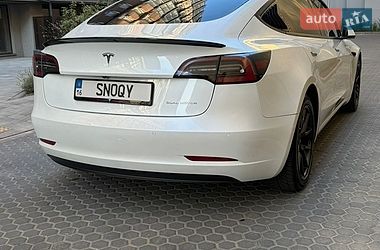 Седан Tesla Model 3 2020 в Одессе