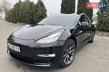 Седан Tesla Model 3 2022 в Житомирі