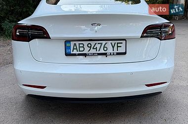 Седан Tesla Model 3 2018 в Киеве