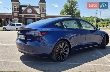 Седан Tesla Model 3 2020 в Киеве