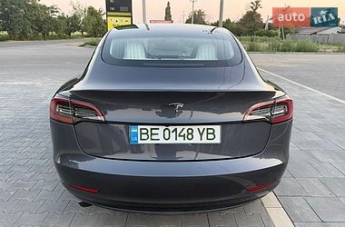 Седан Tesla Model 3 2023 в Первомайске
