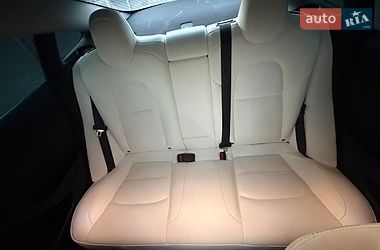 Седан Tesla Model 3 2023 в Первомайске