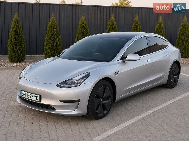 Tesla Model 3 2018