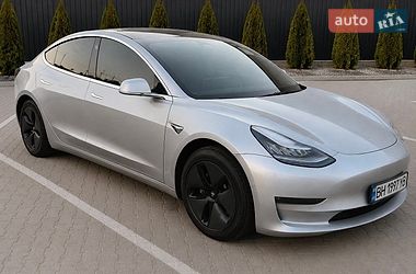Седан Tesla Model 3 2018 в Одессе