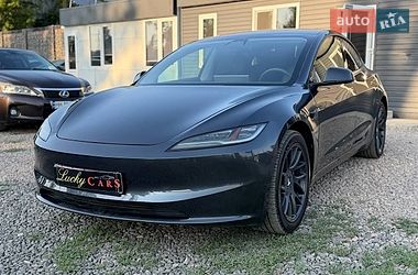 Седан Tesla Model 3 2024 в Одессе фото Седан Tesla Model 3 2024 в Одессе