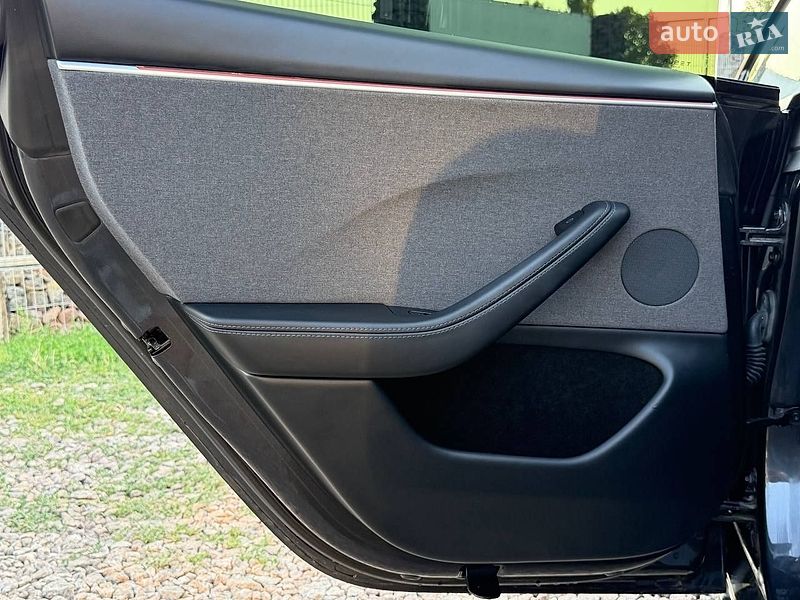 Седан Tesla Model 3 2024 в Одессе фото 25 Седан Tesla Model 3 2024 в Одессе