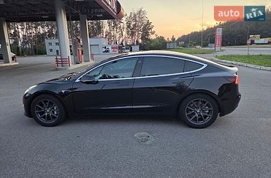 Седан Tesla Model 3 2018 в Харькове