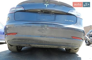 Седан Tesla Model 3 2021 в Івано-Франківську