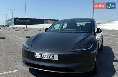 Седан Tesla Model 3 2024 в Львові фото 3 Седан Tesla Model 3 2024 в Львові