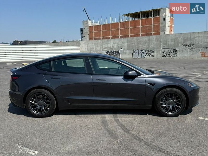 Седан Tesla Model 3 2024 в Львові фото 7 Седан Tesla Model 3 2024 в Львові