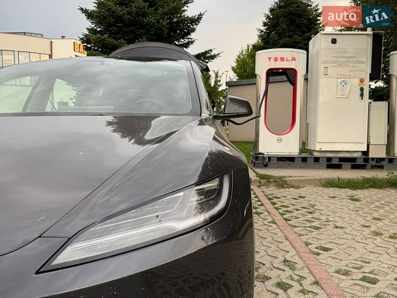 Седан Tesla Model 3 2024 в Львові фото 24 Седан Tesla Model 3 2024 в Львові