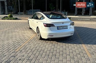 Седан Tesla Model 3 2021 в Хмельницком фото 6 Седан Tesla Model 3 2021 в Хмельницком