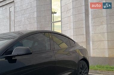 Седан Tesla Model 3 2019 в Києві