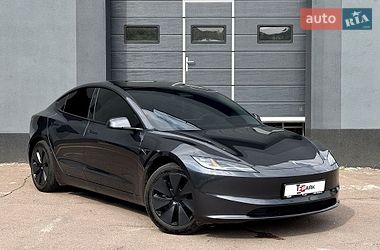Седан Tesla Model 3 2024 в Києві фото Седан Tesla Model 3 2024 в Києві