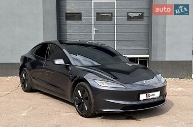 Седан Tesla Model 3 2024 в Києві фото 12 Седан Tesla Model 3 2024 в Києві