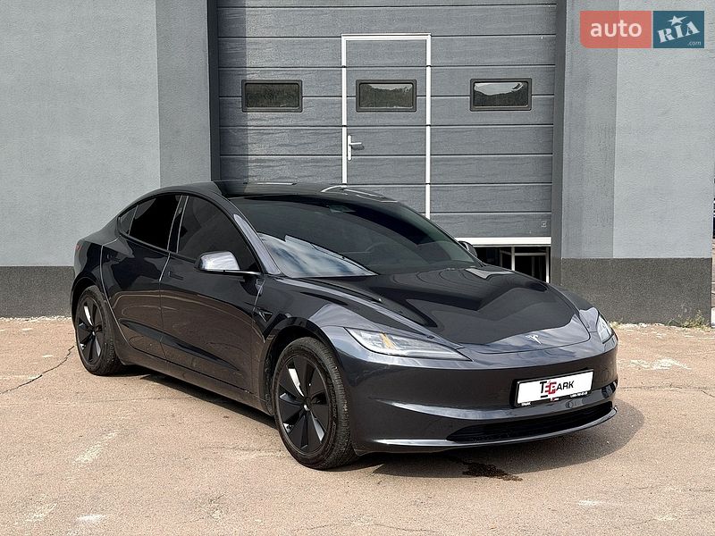 Седан Tesla Model 3 2024 в Києві фото 12 Седан Tesla Model 3 2024 в Києві