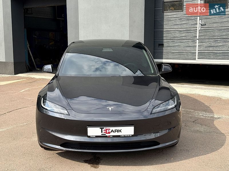 Седан Tesla Model 3 2024 в Києві фото 3 Седан Tesla Model 3 2024 в Києві