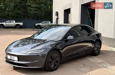 Седан Tesla Model 3 2024 в Києві фото 4 Седан Tesla Model 3 2024 в Києві