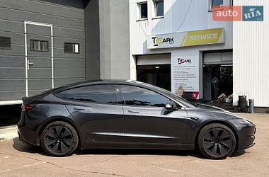 Седан Tesla Model 3 2024 в Києві фото 11 Седан Tesla Model 3 2024 в Києві