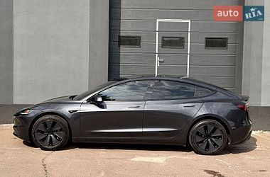 Седан Tesla Model 3 2024 в Києві фото 6 Седан Tesla Model 3 2024 в Києві