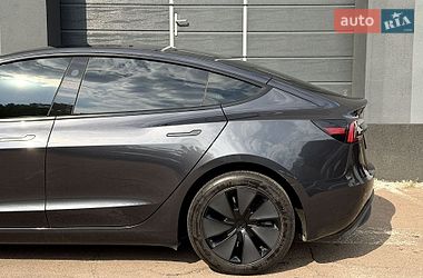 Седан Tesla Model 3 2024 в Києві фото 7 Седан Tesla Model 3 2024 в Києві