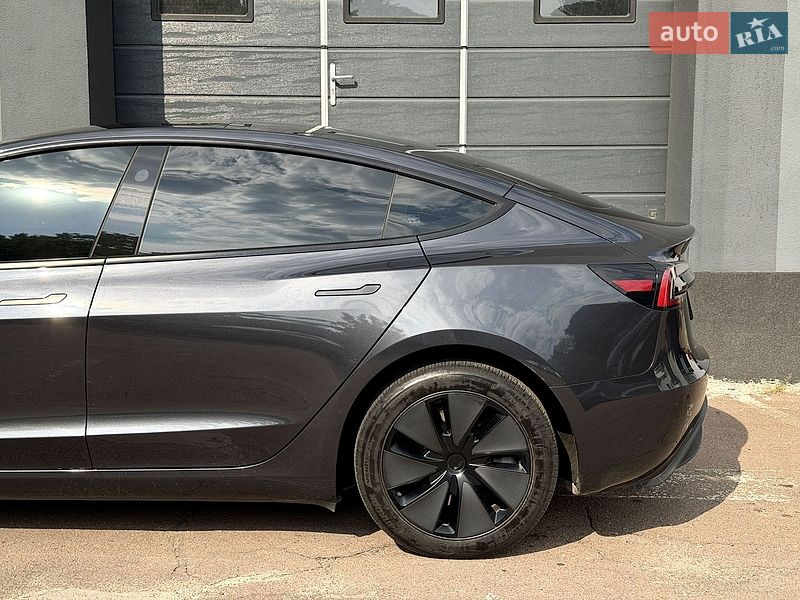Седан Tesla Model 3 2024 в Києві фото 7 Седан Tesla Model 3 2024 в Києві