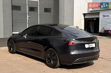 Седан Tesla Model 3 2024 в Києві фото 8 Седан Tesla Model 3 2024 в Києві