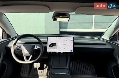 Седан Tesla Model 3 2024 в Києві фото 17 Седан Tesla Model 3 2024 в Києві