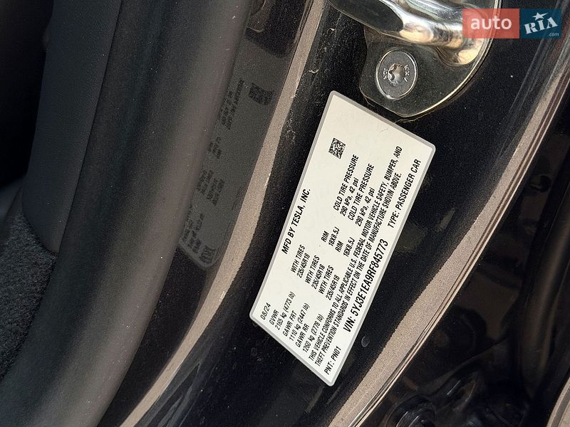 Седан Tesla Model 3 2024 в Києві фото 25 Седан Tesla Model 3 2024 в Києві