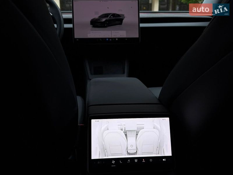 Седан Tesla Model 3 2024 в Киеве