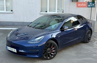 Седан Tesla Model 3 2023 в Киеве