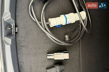 Седан Tesla Model 3 2023 в Киеве