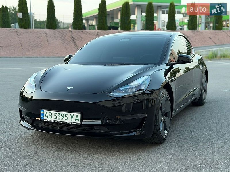 Tesla Model 3 2023