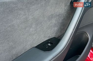 Седан Tesla Model 3 2019 в Львові
