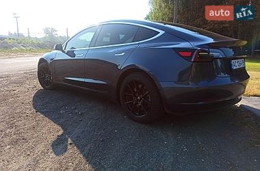 Седан Tesla Model 3 2019 в Киверцах фото 6 Седан Tesla Model 3 2019 в Киверцах
