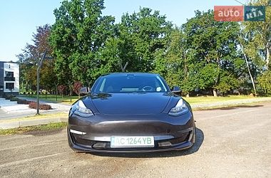 Седан Tesla Model 3 2019 в Киверцах фото 11 Седан Tesla Model 3 2019 в Киверцах