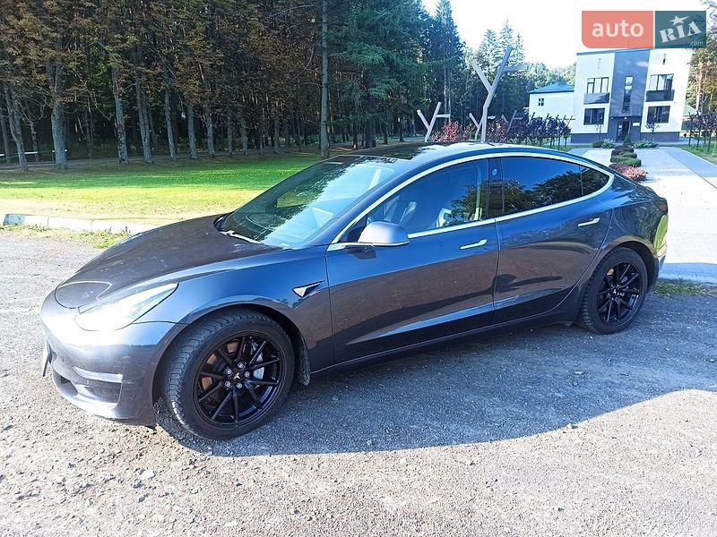 Седан Tesla Model 3 2019 в Киверцах фото 2 Седан Tesla Model 3 2019 в Киверцах