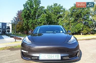 Седан Tesla Model 3 2019 в Киверцах фото 12 Седан Tesla Model 3 2019 в Киверцах
