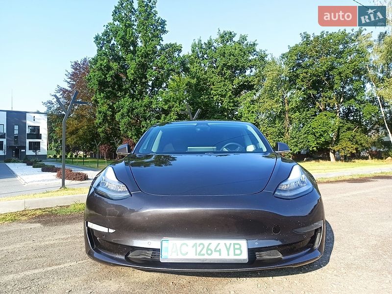 Седан Tesla Model 3 2019 в Киверцах фото 12 Седан Tesla Model 3 2019 в Киверцах