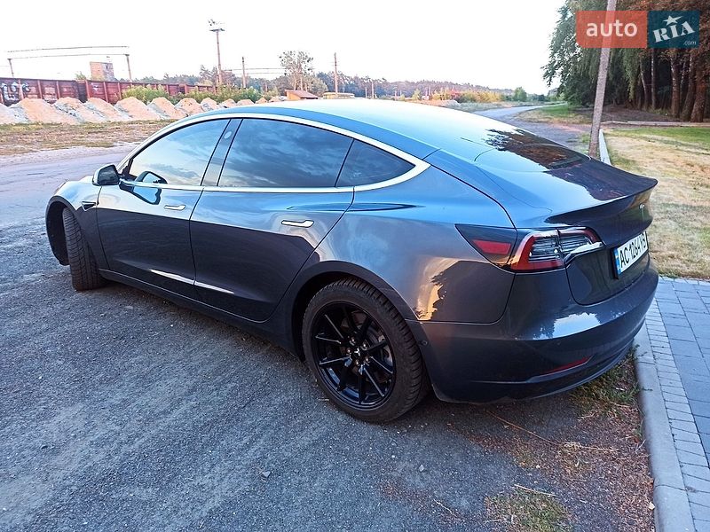 Седан Tesla Model 3 2019 в Киверцах фото 22 Седан Tesla Model 3 2019 в Киверцах