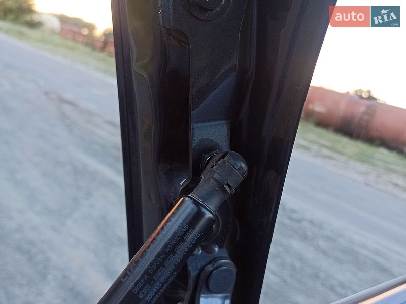 Седан Tesla Model 3 2019 в Киверцах фото 30 Седан Tesla Model 3 2019 в Киверцах