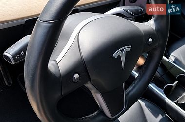 Седан Tesla Model 3 2018 в Тернополі фото 27 Седан Tesla Model 3 2018 в Тернополі