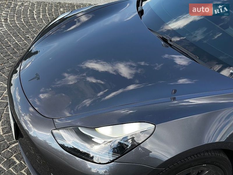 Седан Tesla Model 3 2021 в Дніпрі